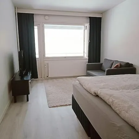 Food Street Studio Apartment *